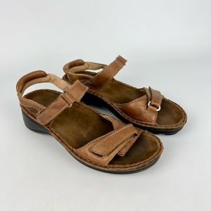 Naot Womens Rosemary Sandal Golden Mocha Tan Comfort Walking Casual size 5